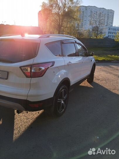 Ford Kuga 2.5 AT, 2017, 160 000 км