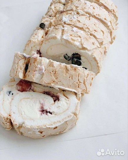 Меренговый рулет