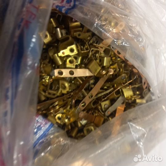 Лот контактов от кнопок и пускателей СССР 2 кг