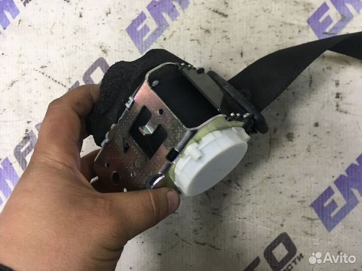 Ремень безопасности задний правый Форд Фокус 2