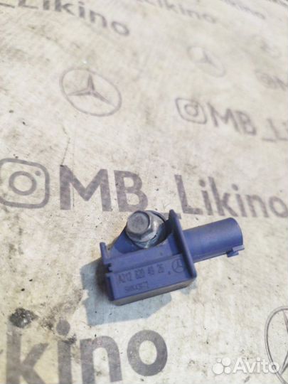 Датчик удара airbag Mercedes E-Class W212