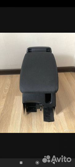 Подлокотник гольф 6(golf 6)