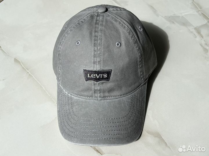 Бейсболка Levis