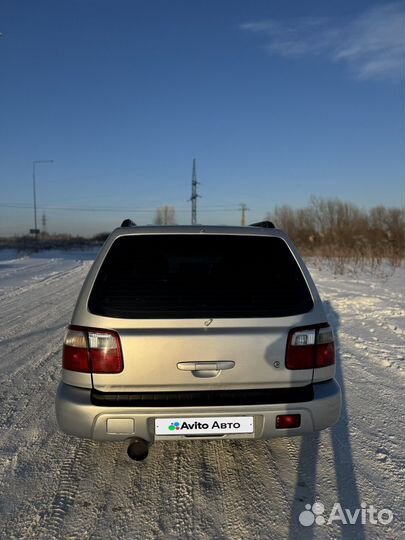 Subaru Forester 2.0 AT, 2001, 90 000 км