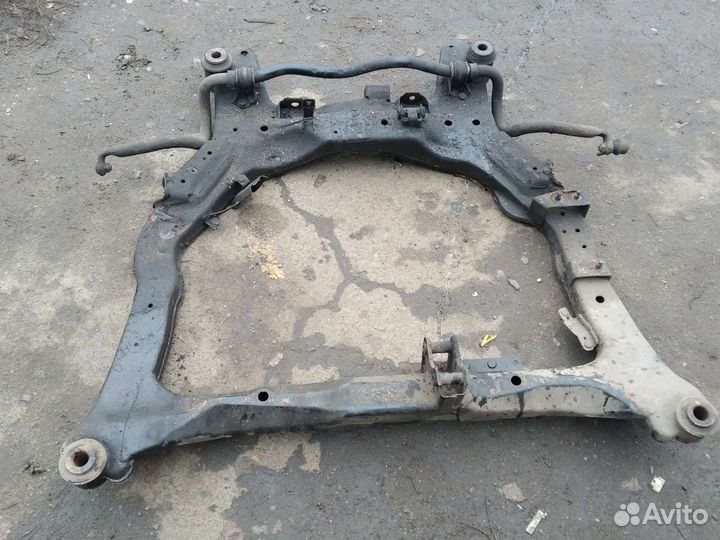 Подрамник Nissan Murano Z50 3.5 ат