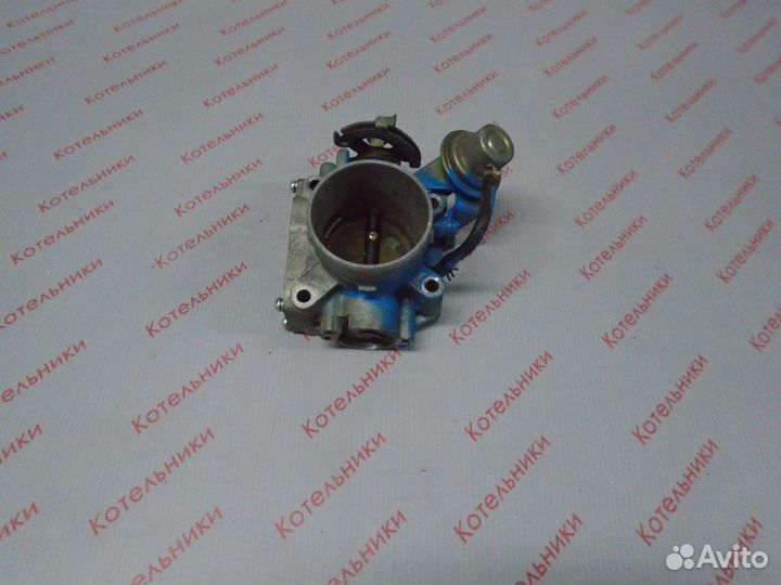 Nissan 16119-2Y100 Дросельная заслонка