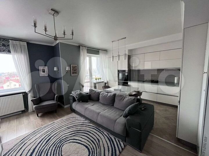 3-к. квартира, 72 м², 8/10 эт.