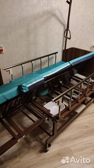 Медицинская кровать для лежачих больных