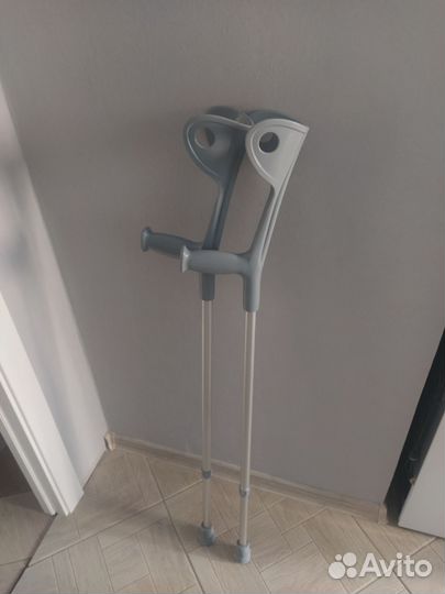 Костыли под локоть