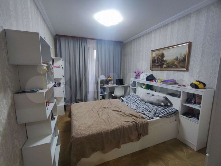 6-к. квартира, 142 м², 13/14 эт.