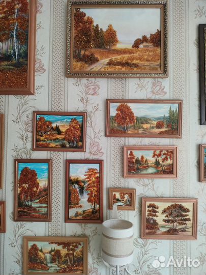 Коллекция картин с янтарем