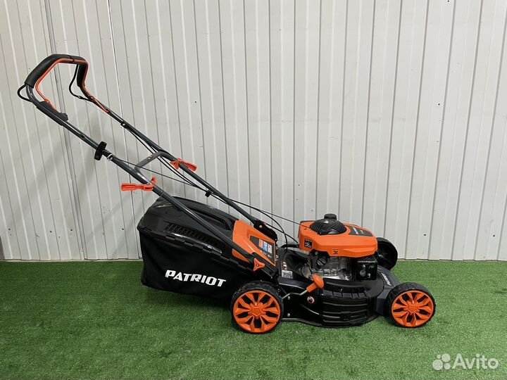 Газонокосилка бензиновая Patriot PT46s