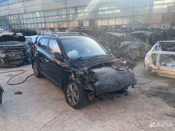 В разборе Хендай Крета двигатель 2.0 G4NA АКПП 4WD