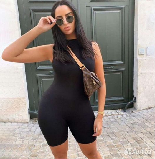 Комбиннзон женский сплртивеый короткий чёрный