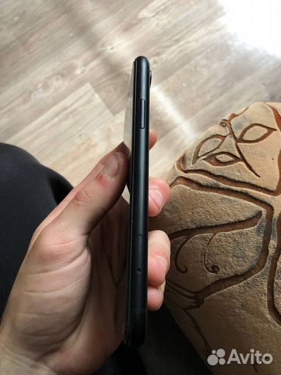 Мобильные телефоны на запчасти