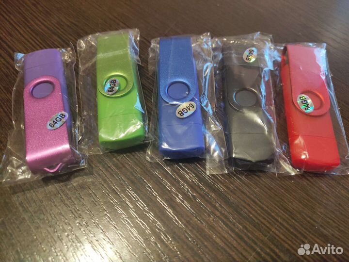 Флешка 64 GB