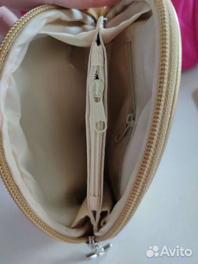 Косметички Kari