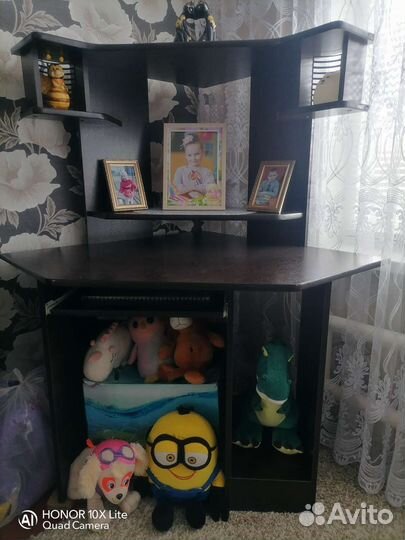 Компьютерный стол