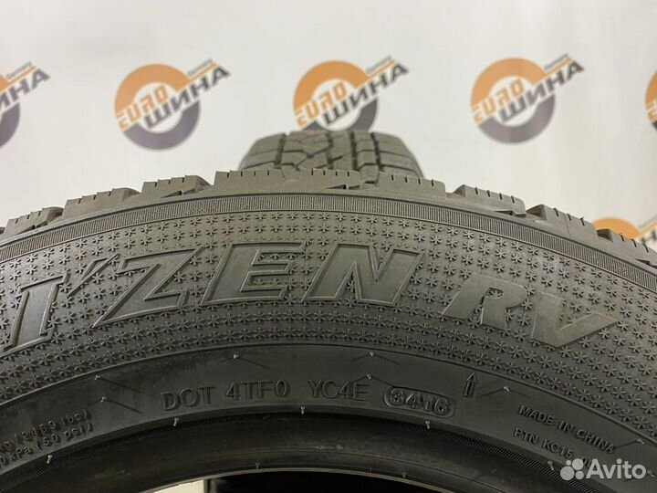 Kumho I'Zen RV Asymmetric 255/60 R18
