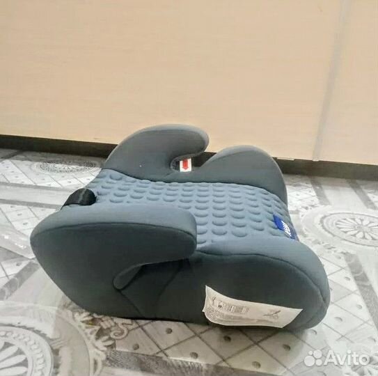 Детское автокресло Бустер