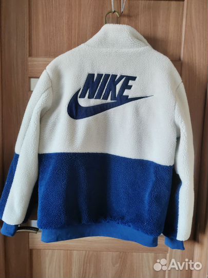 Куртка Nike плюшевая