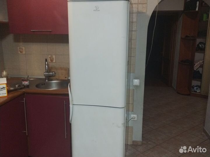 Холодильник бу