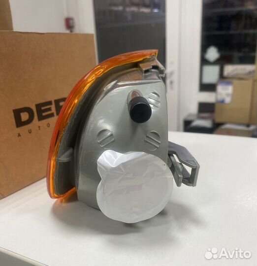 Указатель поворота левый VW