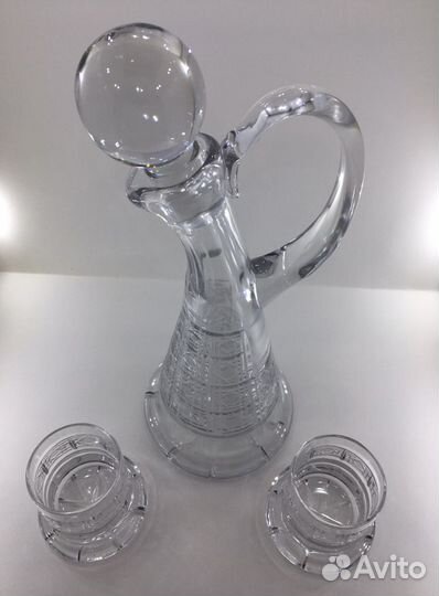 Графин и стопка