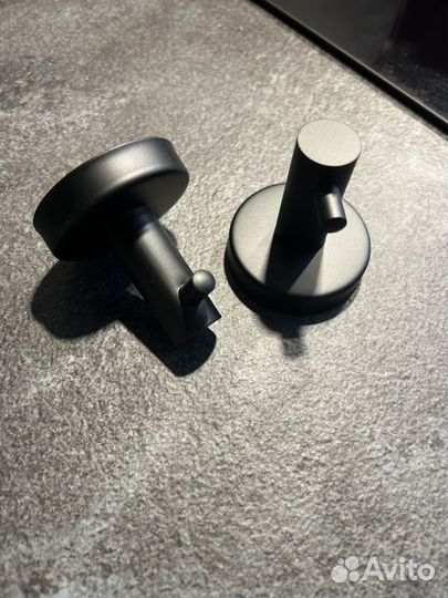 Крючки для ванной