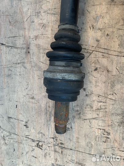 Привод задний левый Bmw 5-Series F10 N52B25 2011