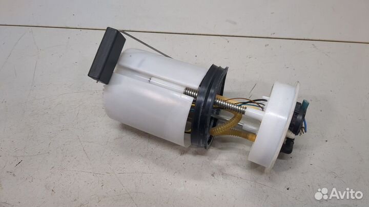 Насос топливный электрический Skoda Fabia, 2012