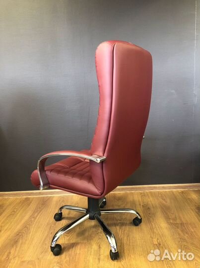 Офисное кресло. Гарантия 1 год