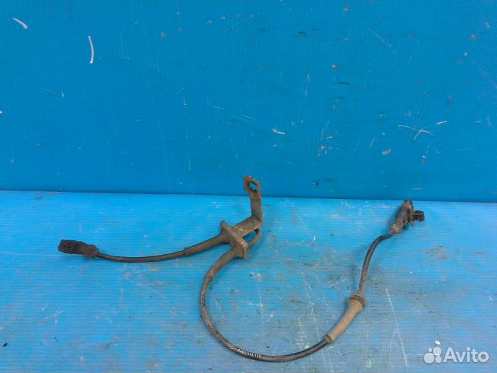 Датчик ABS передний правый Renault Logan 2005-2014