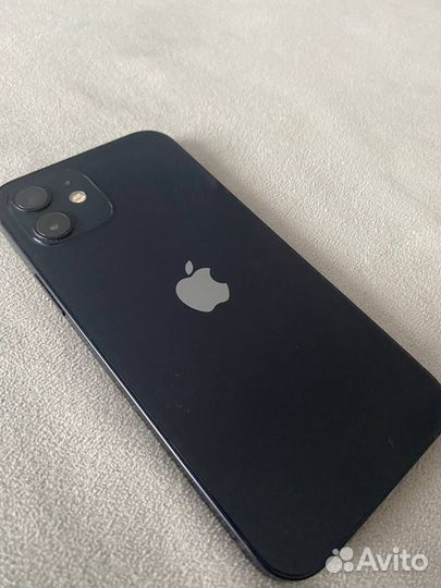iPhone 12, 64 ГБ
