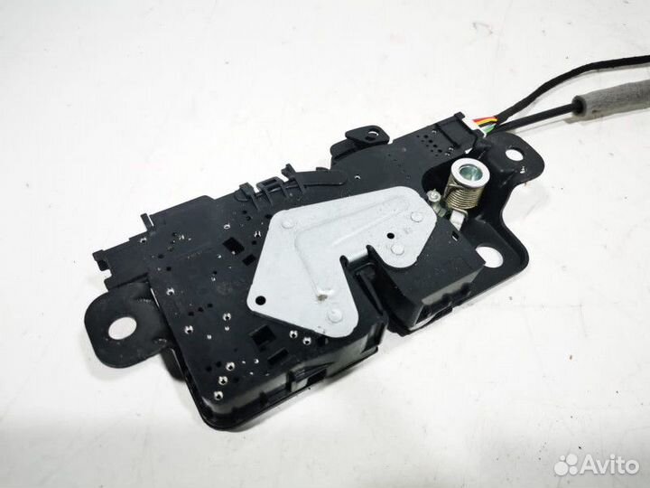 Активатор замка багажника BMW X3 G01 2018