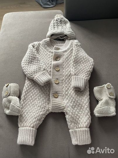 Вязанный комплект для девочки или мальчика