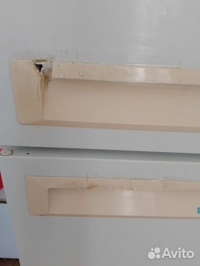 Холодильник бу Стинол