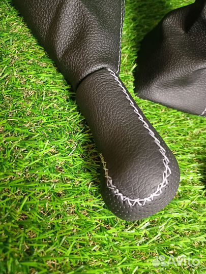 Ручки кпп и раздатки Нива 4х4 белая хром