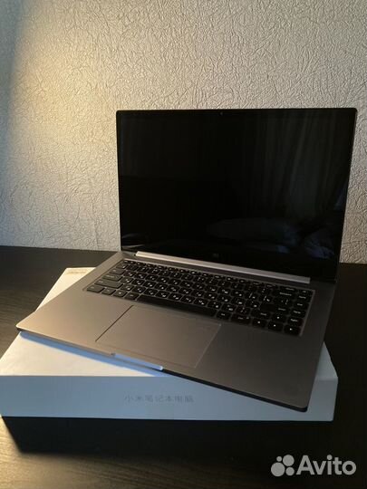 Xiaomi Mi Notebook pro 15.6 8 gb 512 ssd