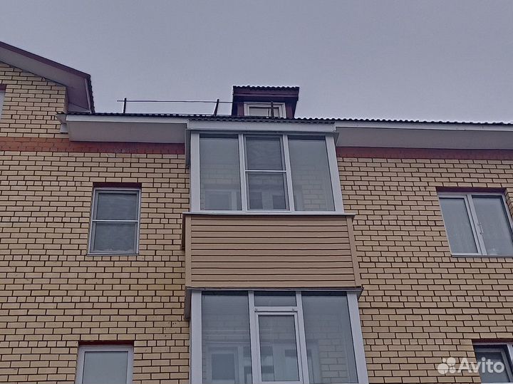 Дверь на балкон