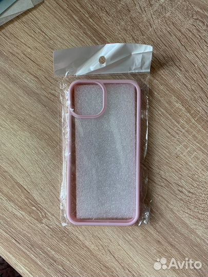 Чехол на iPhone 13