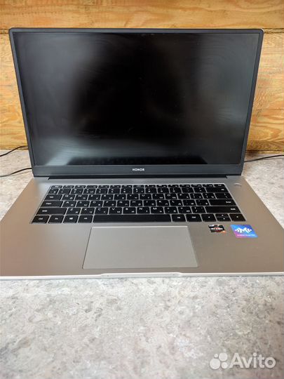 Honor magicbook 15 ryzen 7