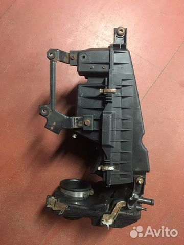 Корпус воздушного фильтра Ниссан Максима А 33