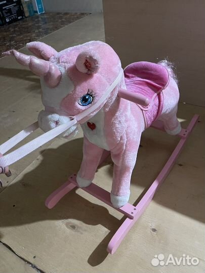 Лошадка качалка-единорог