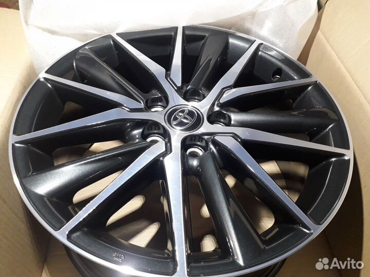Новые R18 Toyota Camry