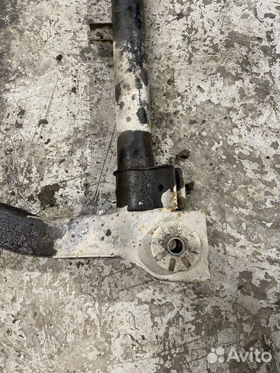 Подрамник на hyundai accent