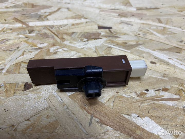 Антенна бесключевого доступа Toyota RAV 4 40