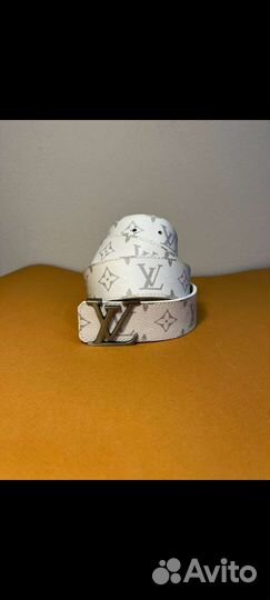 Ремень Louis vuitton белый