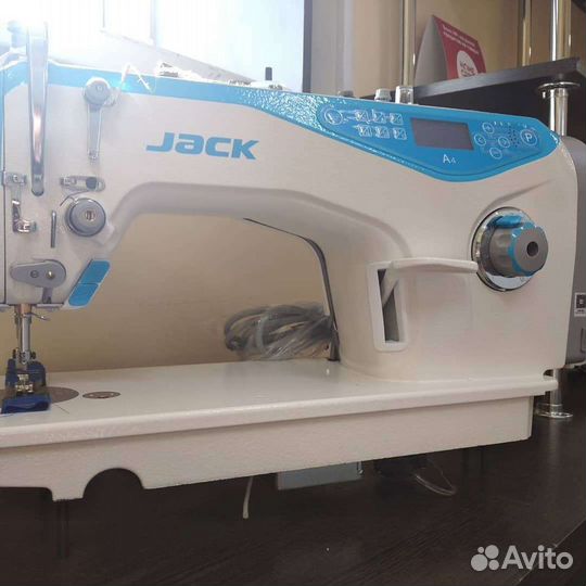 Прямострочка с автоматическими функциями Jack А4