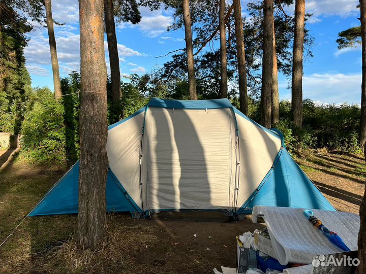 Палатка туристическая Quechua Arpenaz Family 4.2